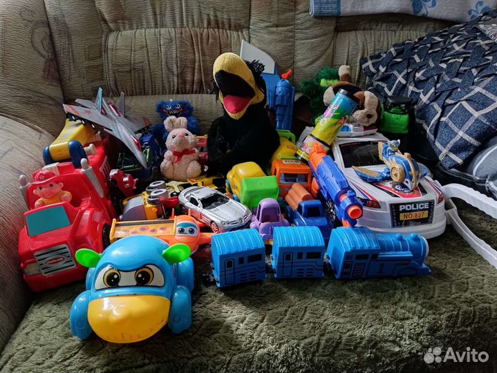 Игрушки для мальчика пакетом