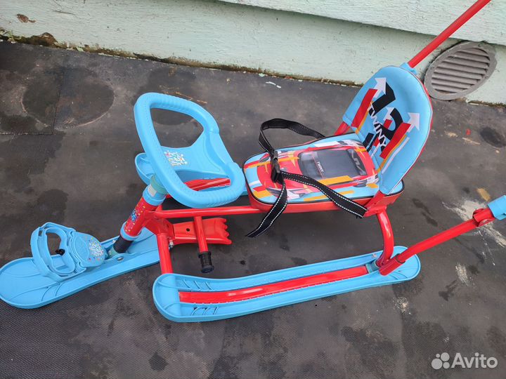 Снегокат с ручкой