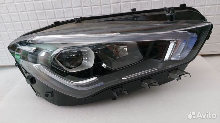 Фара правая Mercedes CLA W118 LED HighPerformance