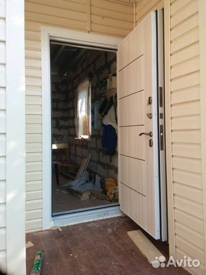 Входные двери в частные дома и квартиры