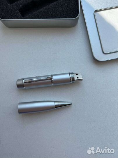 Коллекционная ручка с флешкой