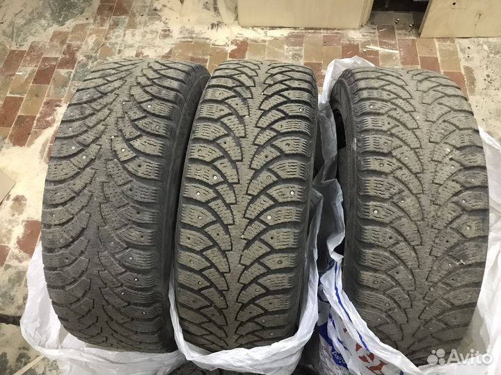 Nokian Tyres Hakkapeliitta 4 205/55 R16