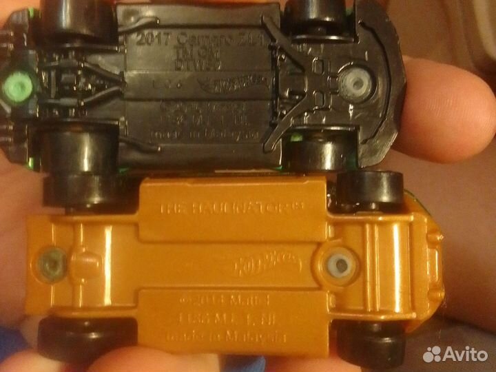 Hot wheels машинки