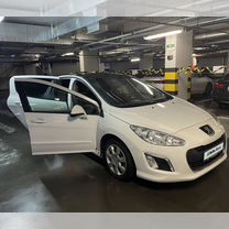 Peugeot 308 1.6 AT, 2012, 172 800 км, с пробегом, цена 560 000 руб.