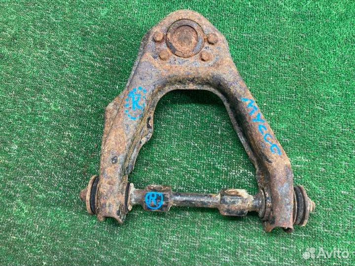 Рычаг подвески верхний передний правый Ssangyong