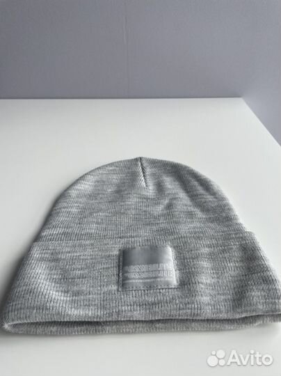 Женская шапка hm