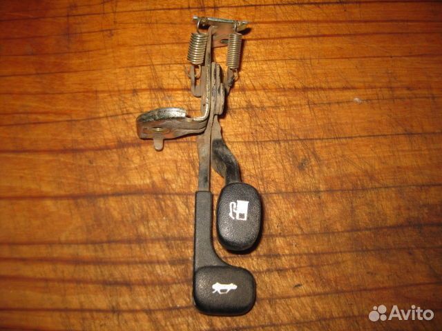 Ручка открывания багажника Hyundai Accent II (+таг