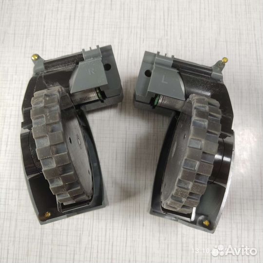 Модуль колеса 2шт Irobot Roomba