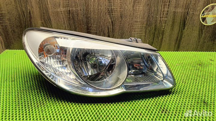 Фара передняя правая Hyundai Elantra HD 06-11