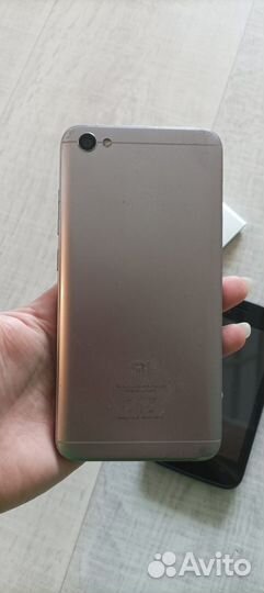 Xiaomi Redmi 5A, 2/16 ГБ