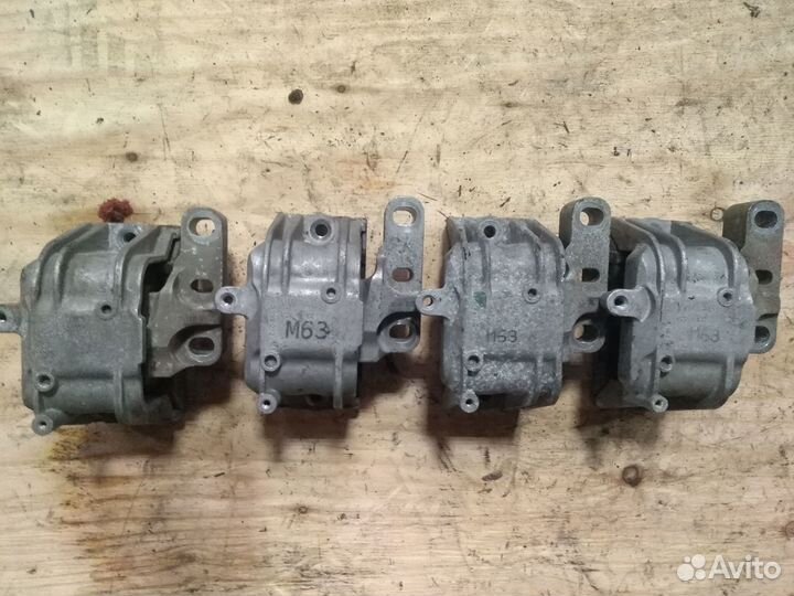 Опора двигателя пр Volkswagen Passat B6 1K0199262M