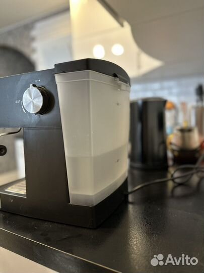 Кофемашина рожковая Pioneer CM111P