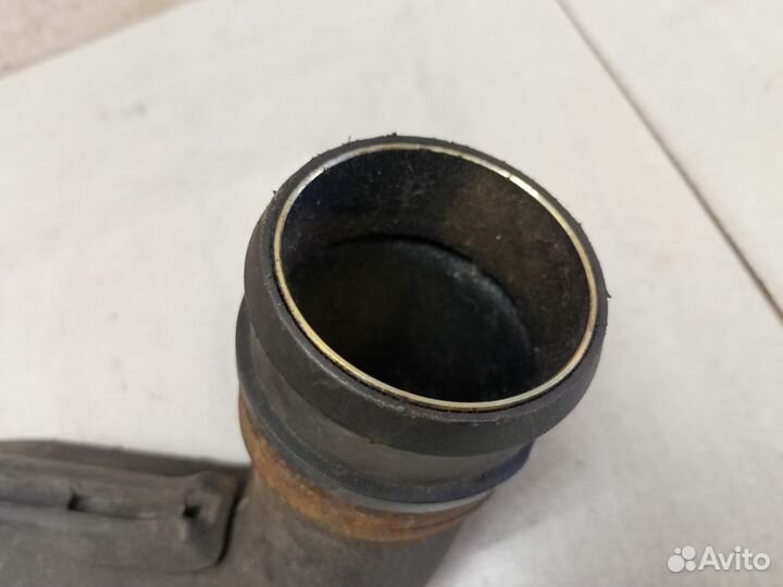 Патрубок интеркулера