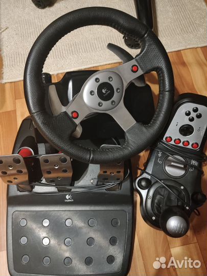 Руль Logitech G25 в хорошем состоянии