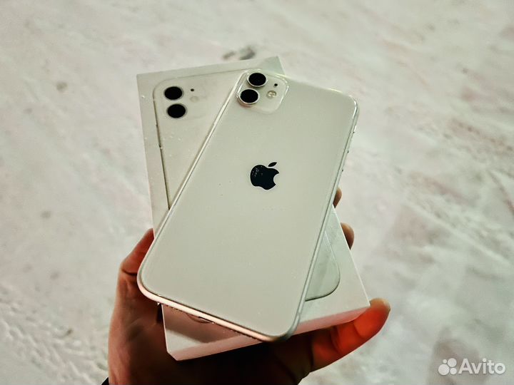 iPhone 11, 64 ГБ