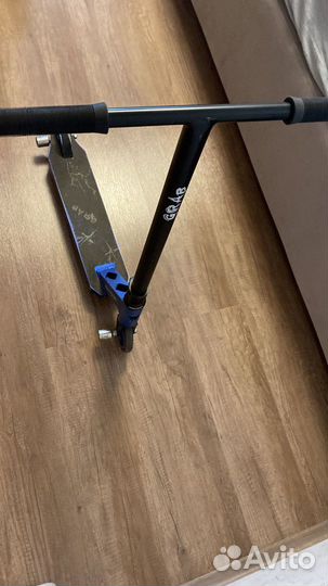 Трюковой самокат