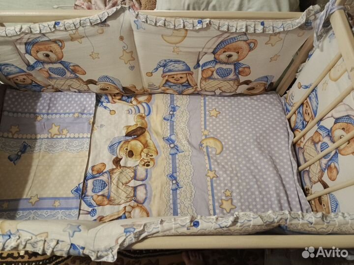 Детская кроватка