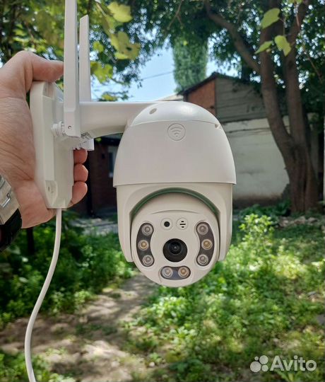 Поворотная wifi камера