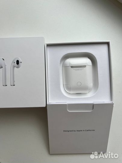 Наушники airpods