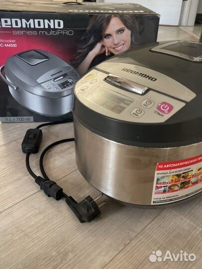Redmond RMC-M4500 мультиварка