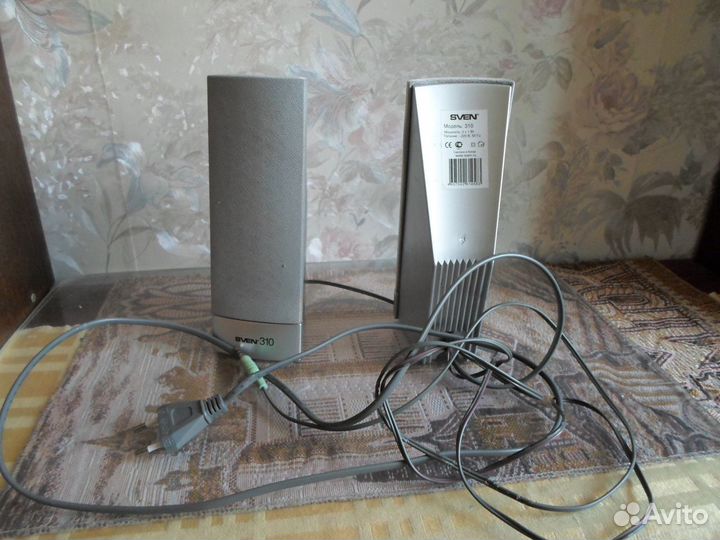 Стационарные телефоны,колонки,калькулятор