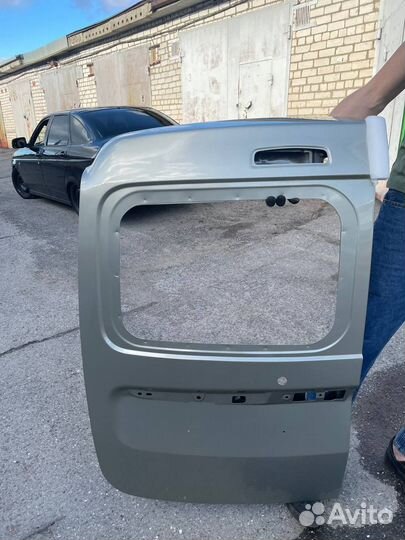 Дверь задняя левая LADA largus