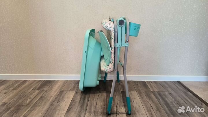 Пеленальный столик Chicco Comfort с ванночкой