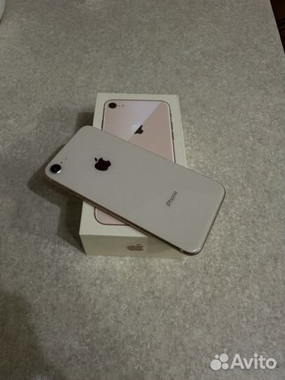 iPhone 8, 64 ГБ