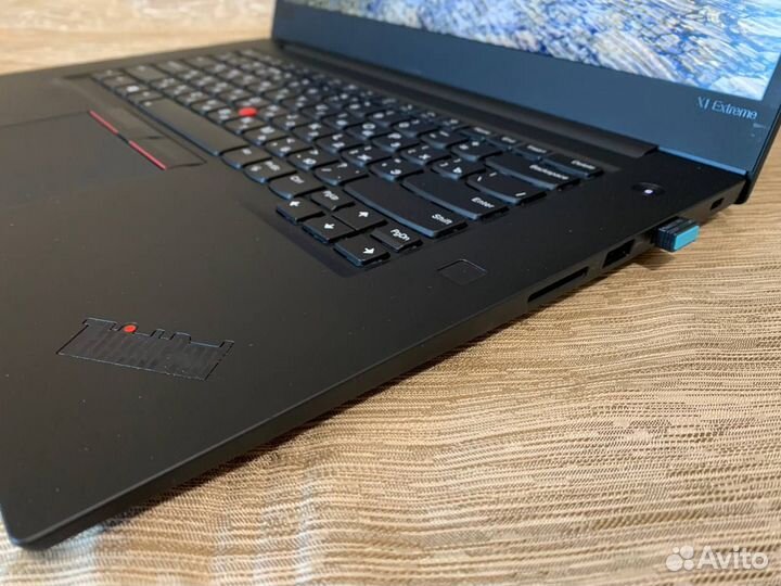 С дефектом Lenovo ThinkPad X1 Extreme G3 i9/32/1TB