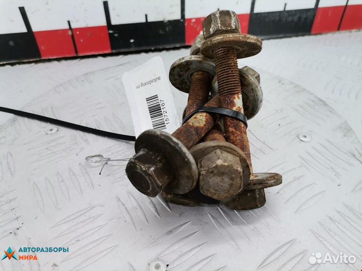 Болт Audi Q7 4L 2007 WHT001833