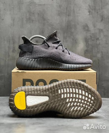 Женские кроссовки Adidas (37-41)