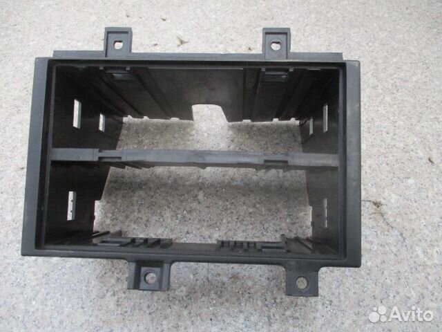 Рамка под магнитолу Volvo 20393215