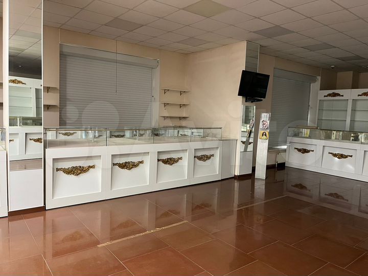 Свободного назначения, 270 м²