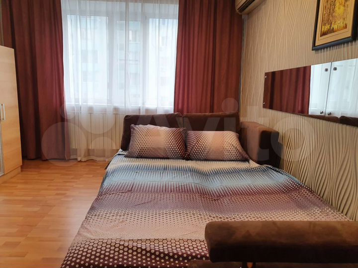 2-к. квартира, 56 м², 6/10 эт.
