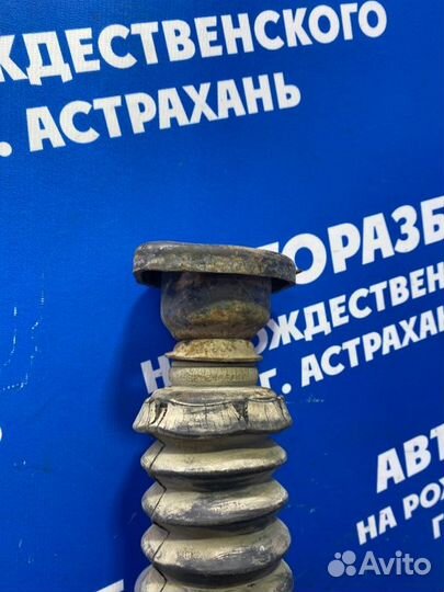 Задний амортизатор Infiniti Fx35 кроссовер VQ35DE