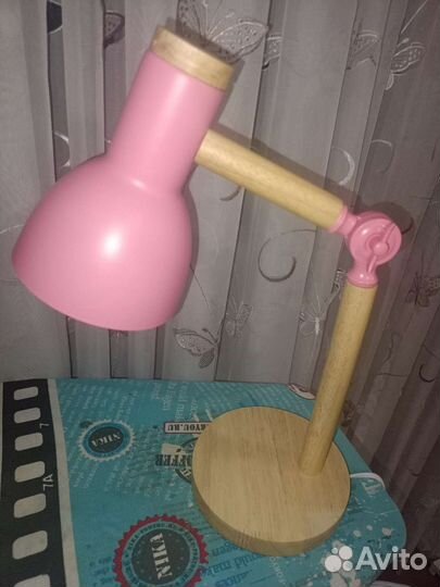 Лампа настольная новая