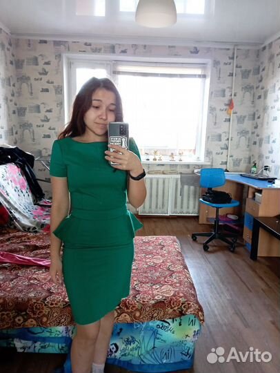 Платье вечернее зелёное love republic