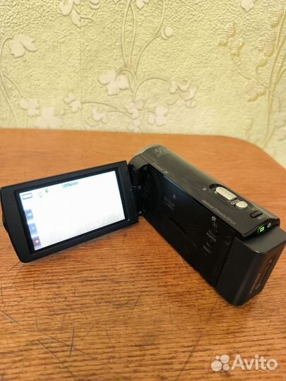 Видеокамера Sony HDR-CX250E
