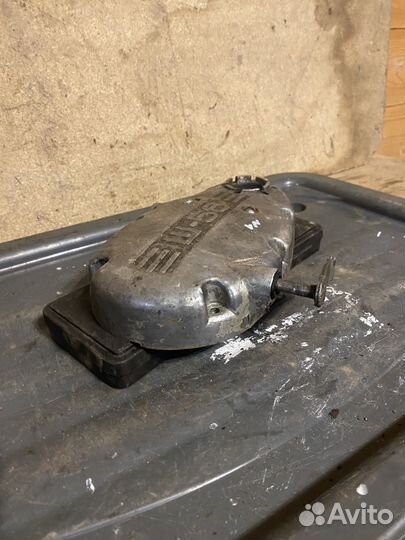 Левая крышка картера s-58