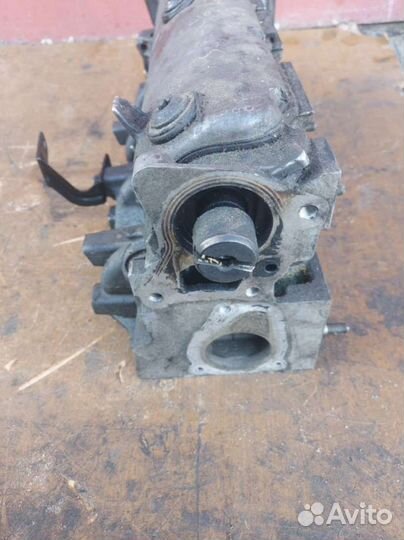 Головка блока цилиндров Renault Scenic 2 F9S05