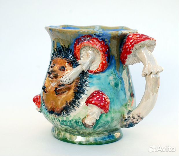 Большая кружка с декором 