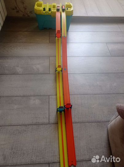 Hot wheels трек