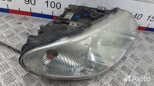 Фара правая chrysler voyager 4 (BBR15MU01)