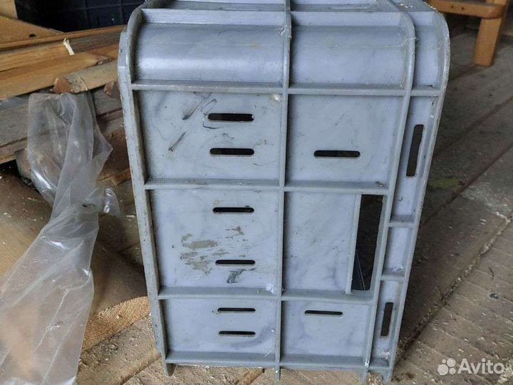 Ящик пластиковый для хранения овощей (и т.д.)