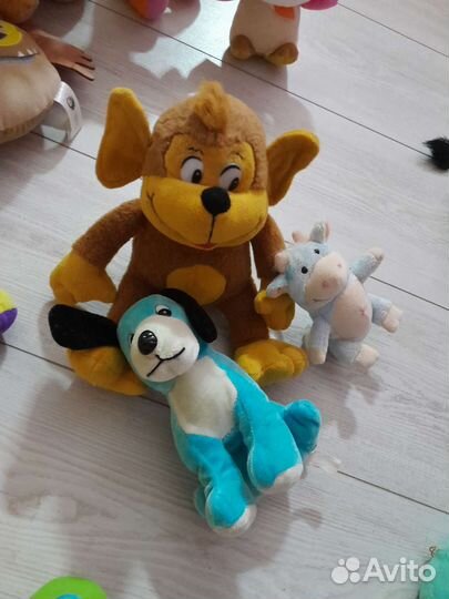 Мягкие игрушки пакетом много