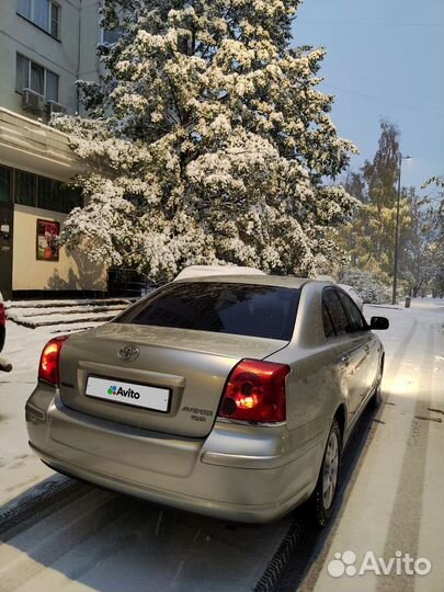 Toyota Avensis 2.0 AT, 2003, 230 000 км