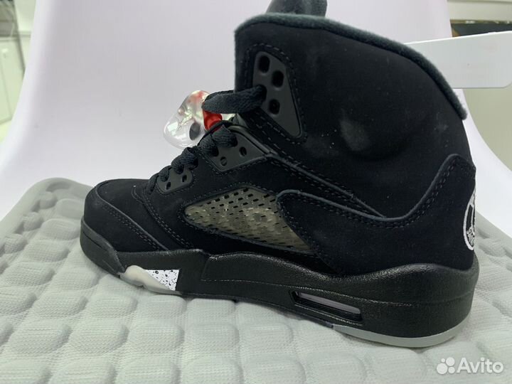 Кроссовки новые nike air jordan 5