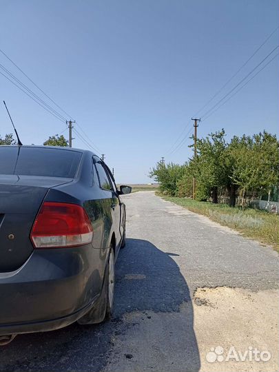 Volkswagen Polo 1.6 МТ, 2011, 264 000 км