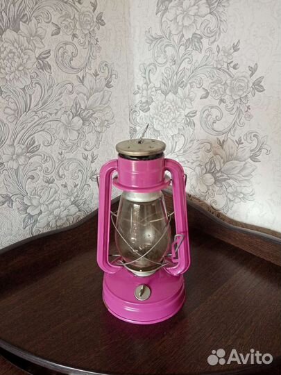 Керосиновая лампа летучая мышь