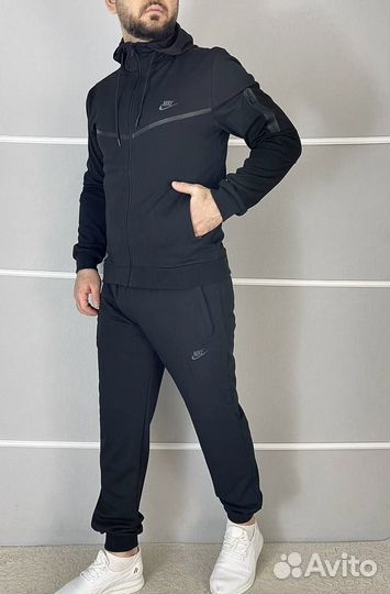 Спортивный nike мужской костюм